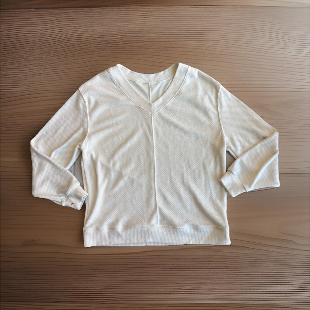 P.TULA Women's M Ribbed Knit V-Neck Pullover Sweater Ivory Long Sleeve